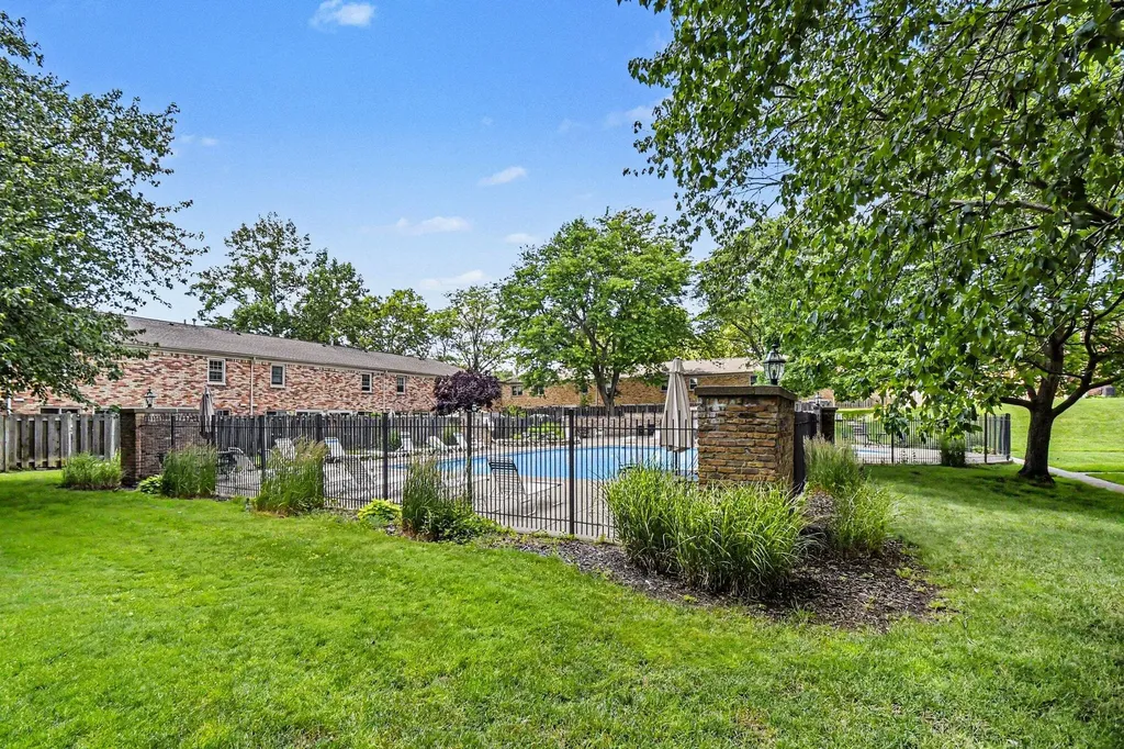 2529 Abbington Drive SE Grand Rapids City MI 49506