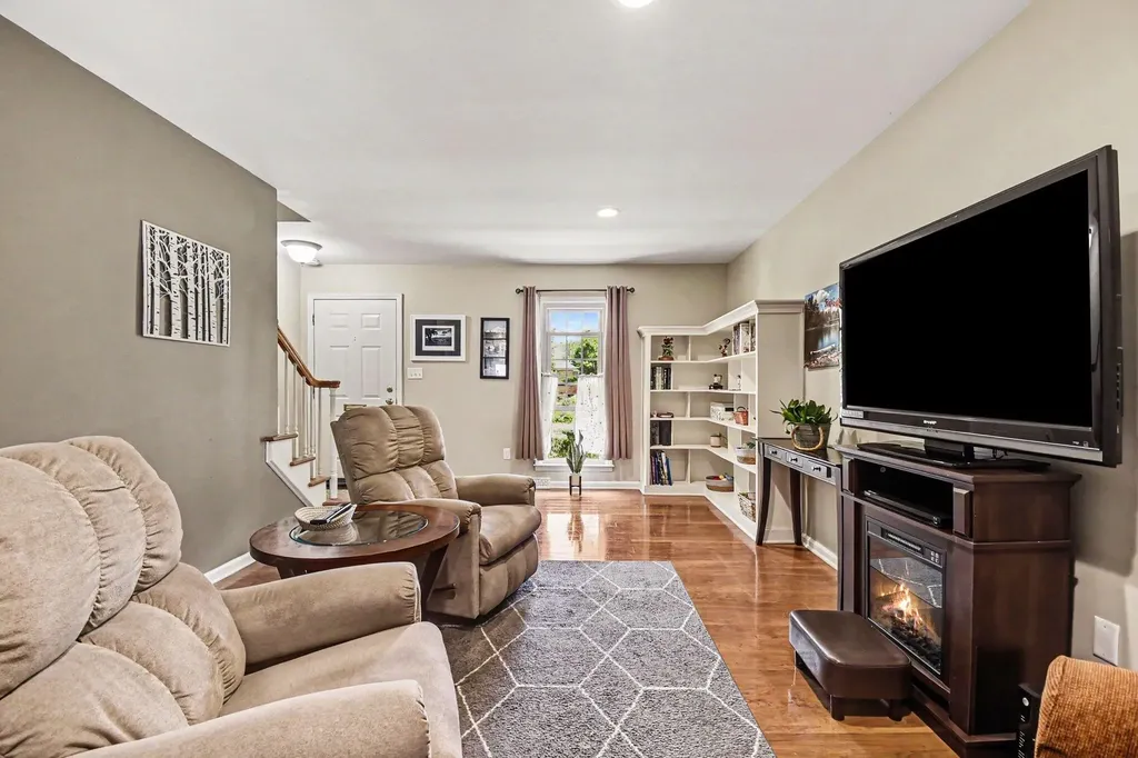 2529 Abbington Drive SE Grand Rapids City MI 49506