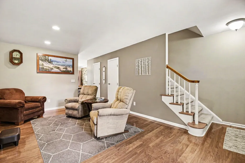 2529 Abbington Drive SE Grand Rapids City MI 49506