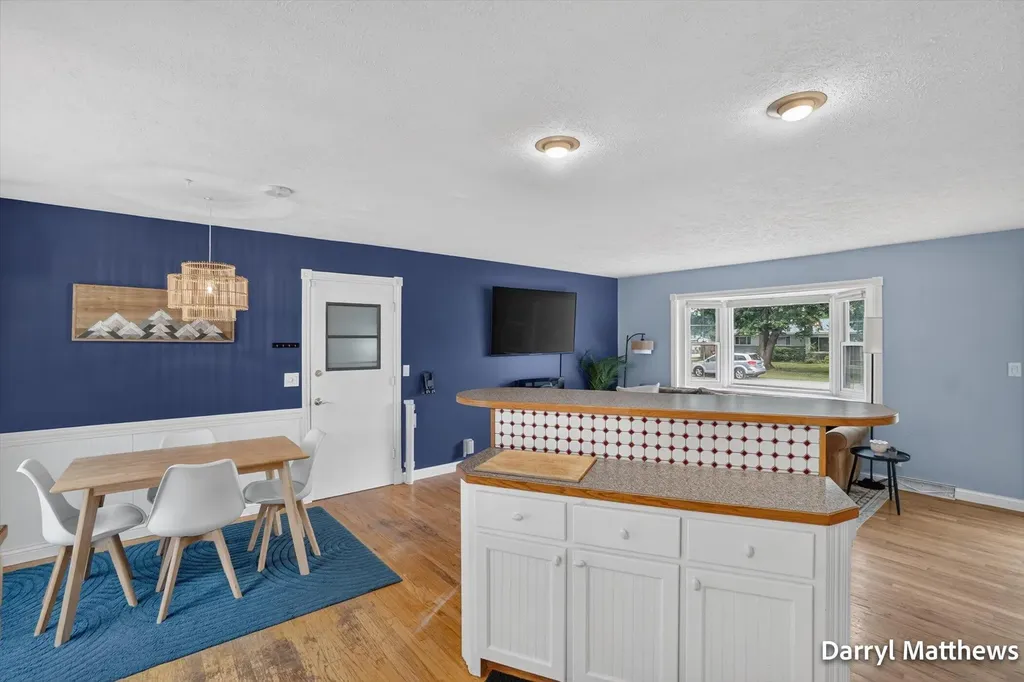 2046 Galahad Street NE Grand Rapids Charter Township MI 49525
