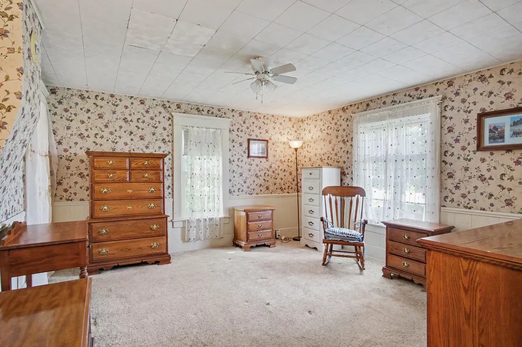 5715 Potters Road Easton Township MI 48881