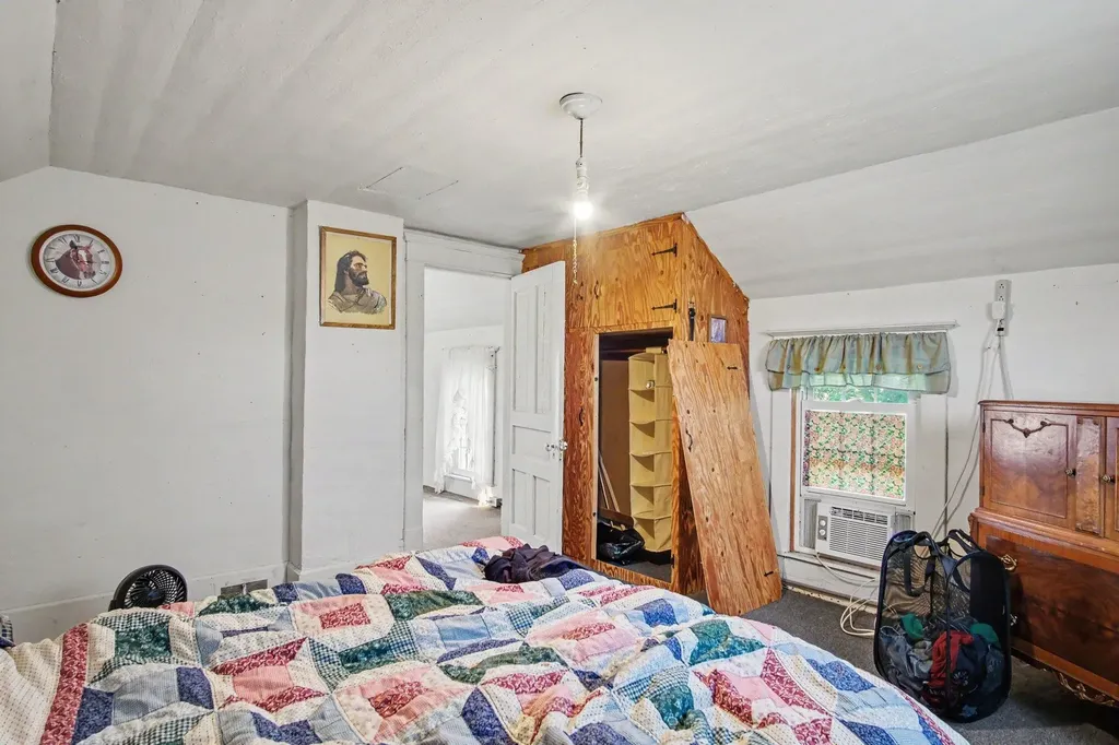5715 Potters Road Easton Township MI 48881