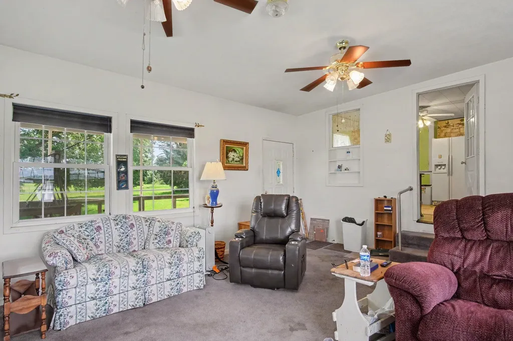 5715 Potters Road Easton Township MI 48881