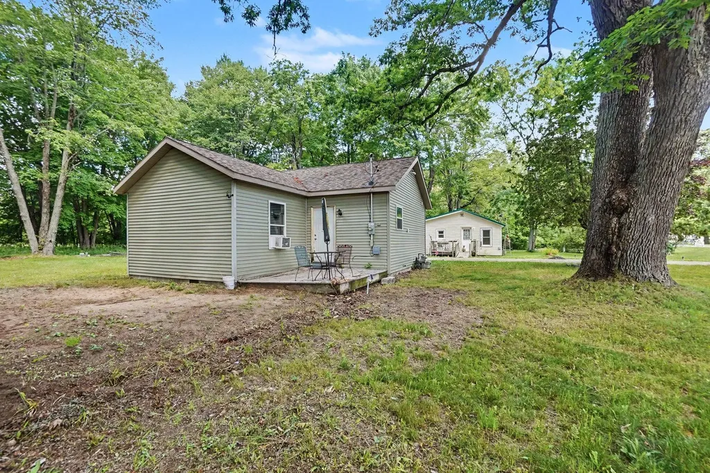 1147 S Bingham Avenue Sheridan Charter Township MI 49349