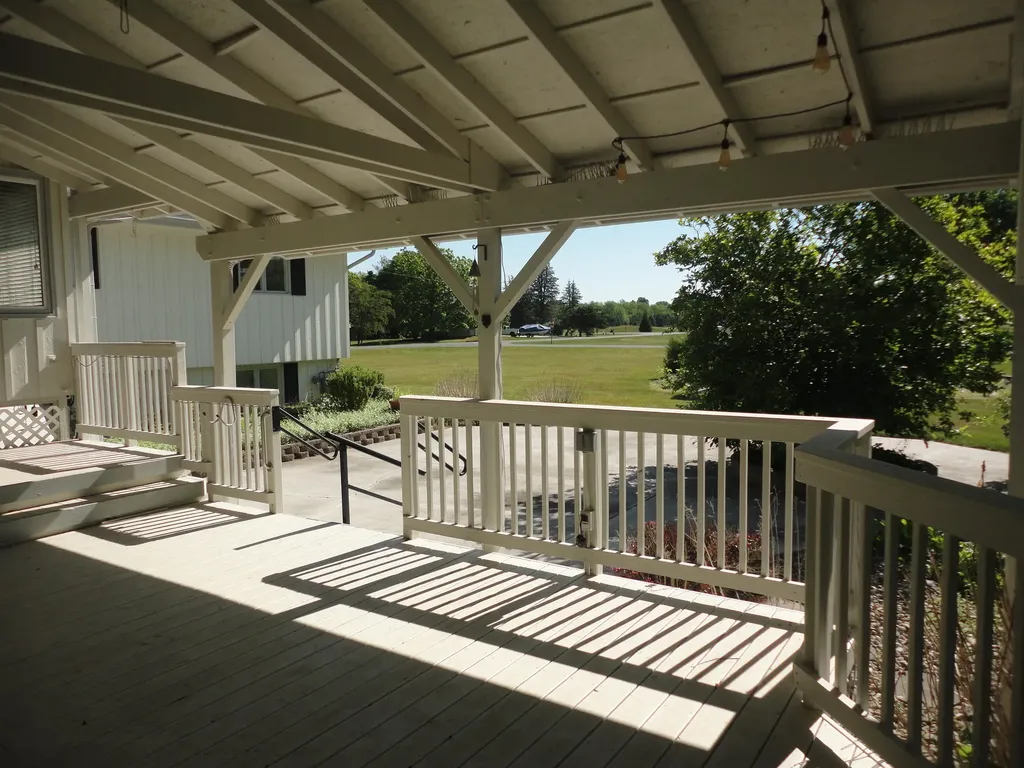 8711 Riverbend Drive Geneva Township MI 49090