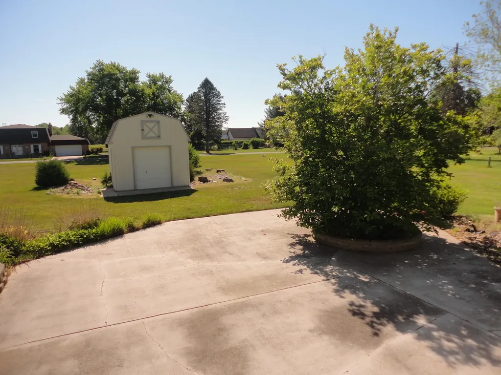 8711 Riverbend Drive Geneva Township MI 49090