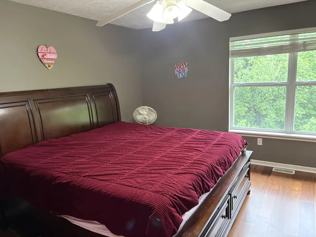 3292 Park Ridge Lane NE Grand Rapids Charter Township MI 49525