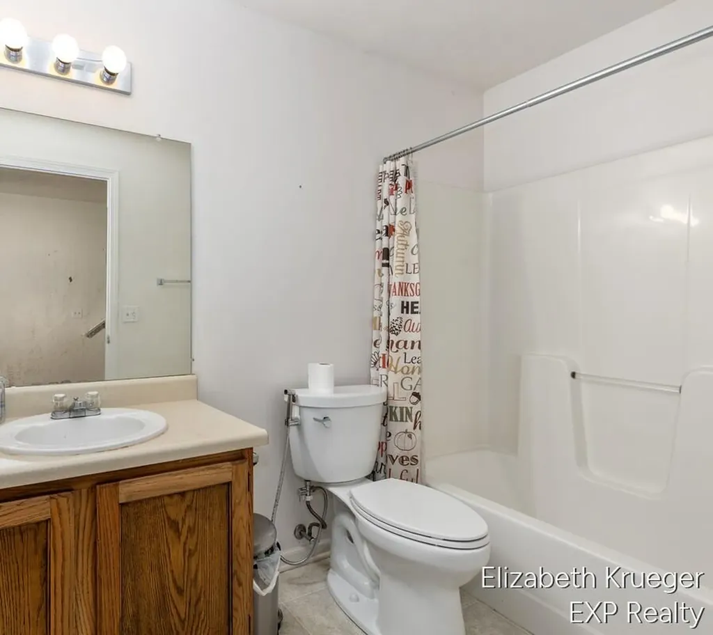 3292 Park Ridge Lane NE Grand Rapids Charter Township MI 49525