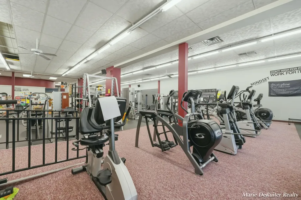 39 S State Street Hart City MI 49420