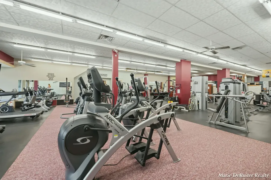 39 S State Street Hart City MI 49420