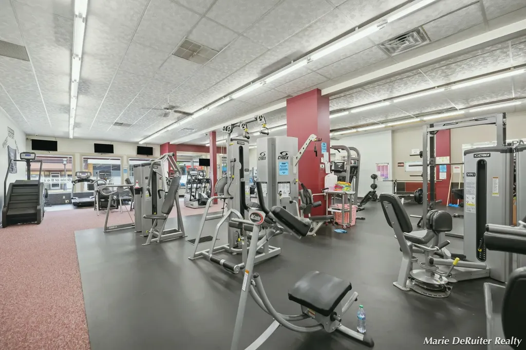 39 S State Street Hart City MI 49420
