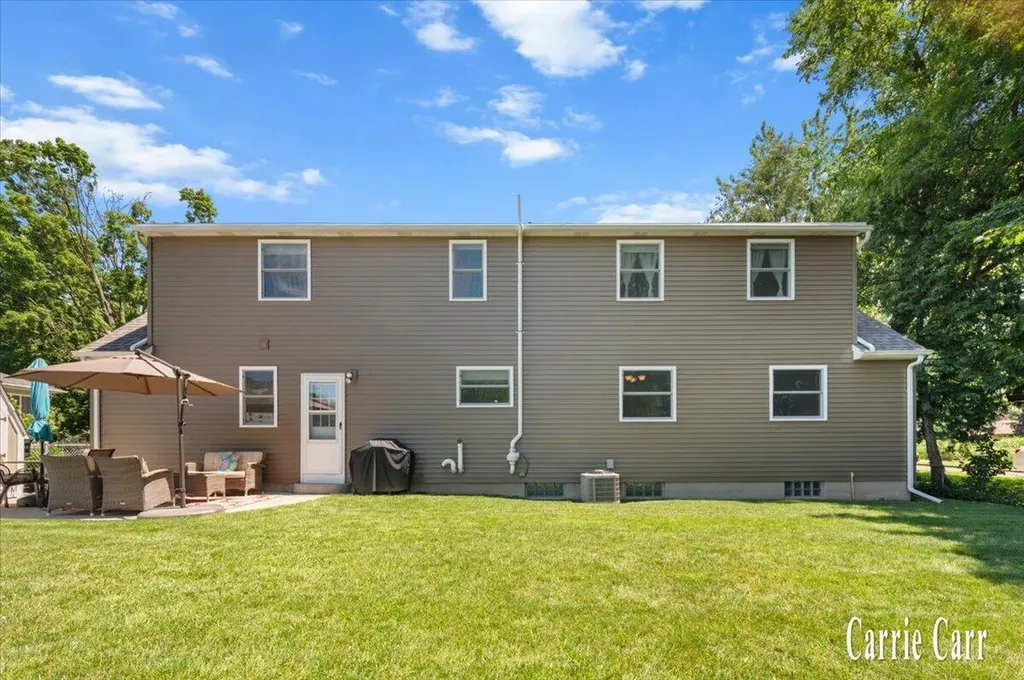 4045 Bell Avenue NE Plainfield Charter Township MI 49525