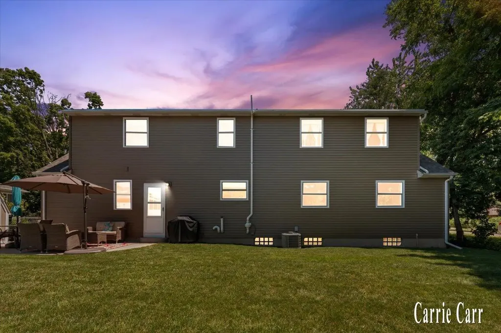4045 Bell Avenue NE Plainfield Charter Township MI 49525