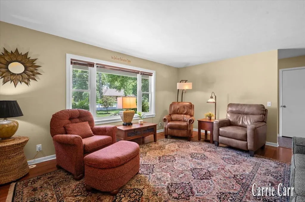 4045 Bell Avenue NE Plainfield Charter Township MI 49525
