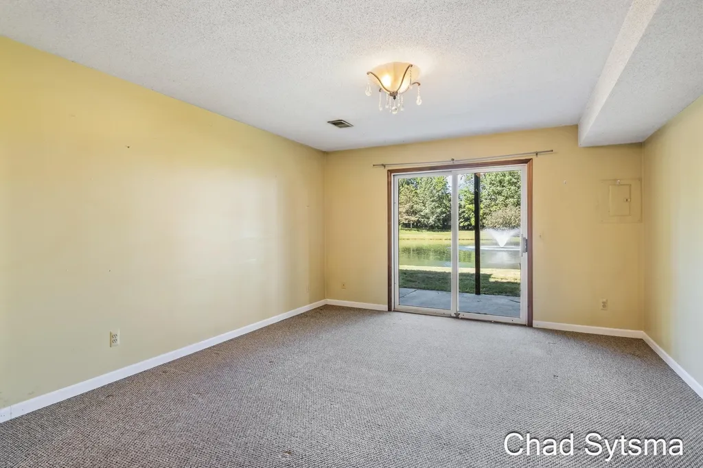 193 Laurelwood Court SW Byron Township MI 49548