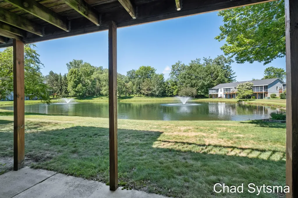 193 Laurelwood Court SW Byron Township MI 49548