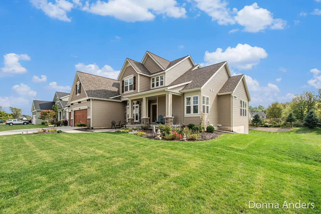 1936 Red Barn Drive Jamestown Charter Township MI 49426