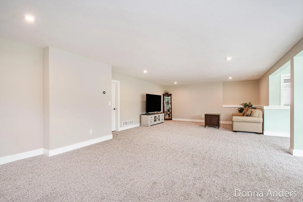 1936 Red Barn Drive Jamestown Charter Township MI 49426