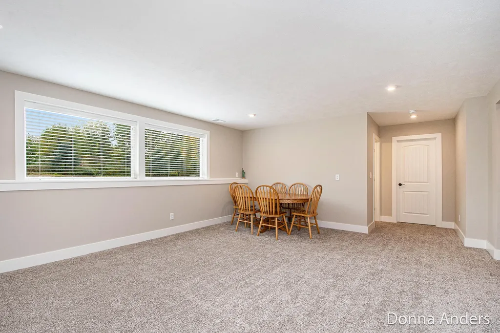 1936 Red Barn Drive Jamestown Charter Township MI 49426