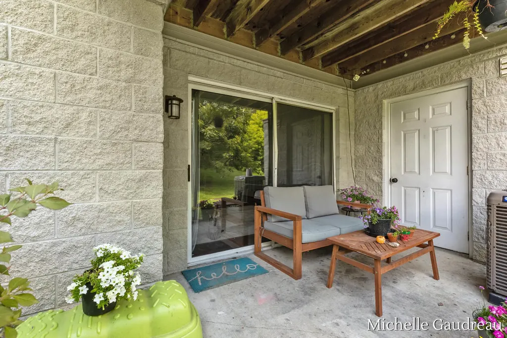 8362 N Jasonville Court SE Caledonia Township MI 49316