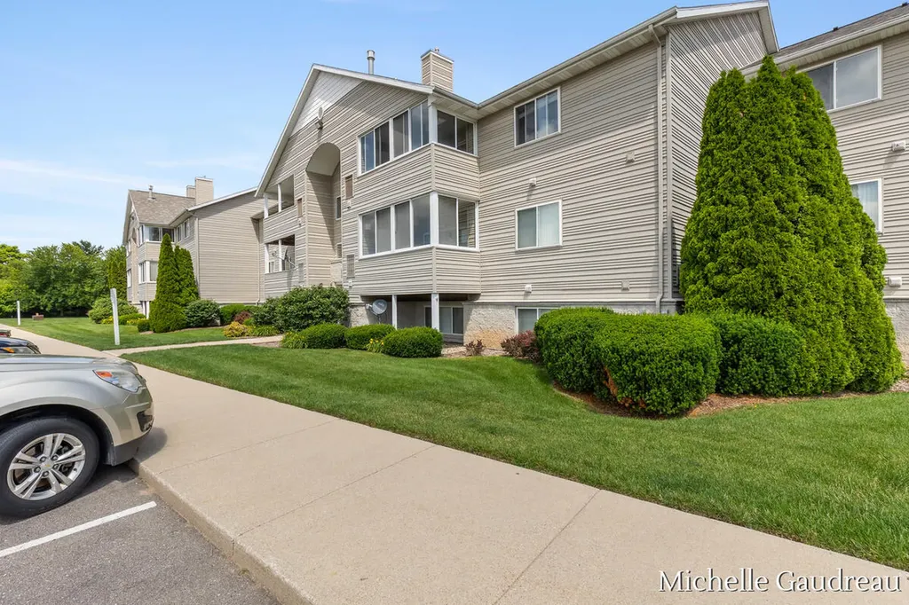 8362 N Jasonville Court SE Caledonia Township MI 49316