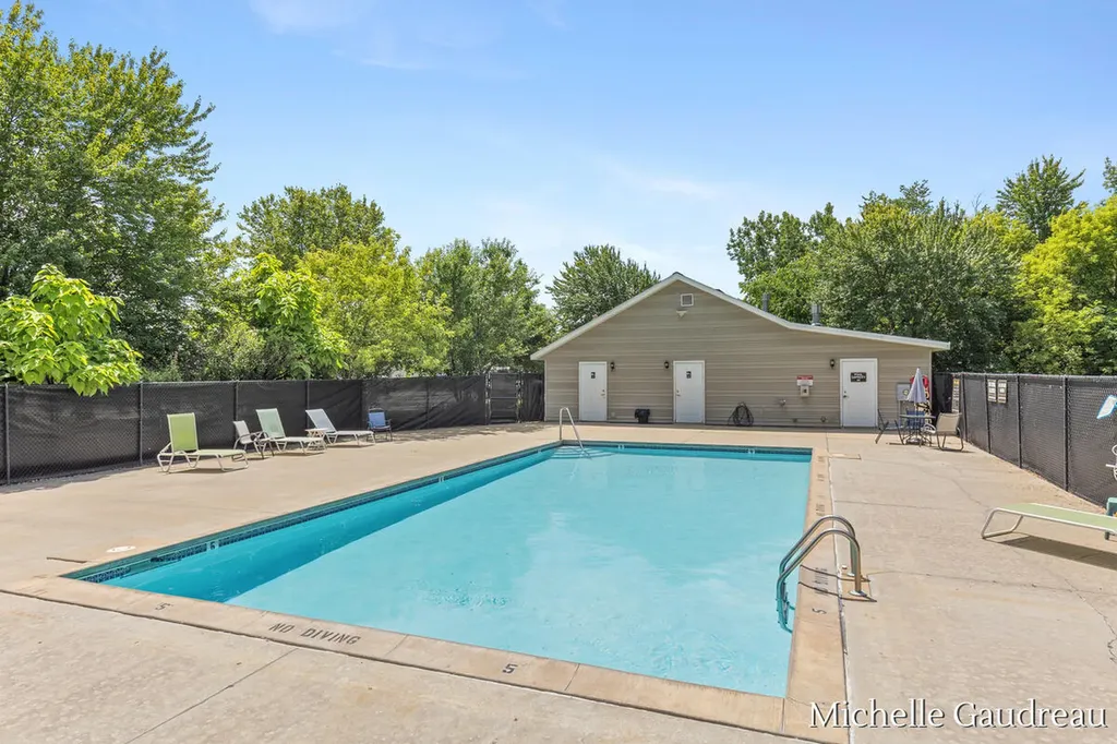 8362 N Jasonville Court SE Caledonia Township MI 49316