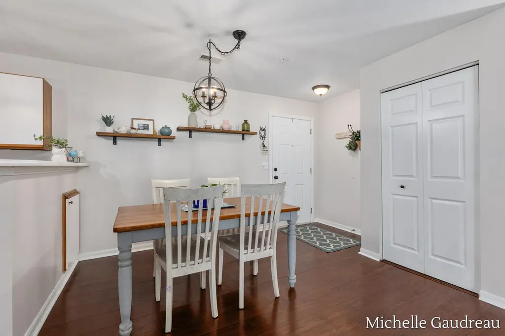 8362 N Jasonville Court SE Caledonia Township MI 49316
