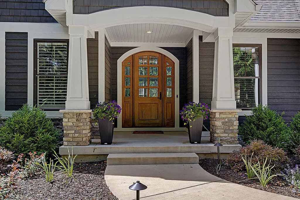 547 Roundtree Drive NE Ada Township MI 49301