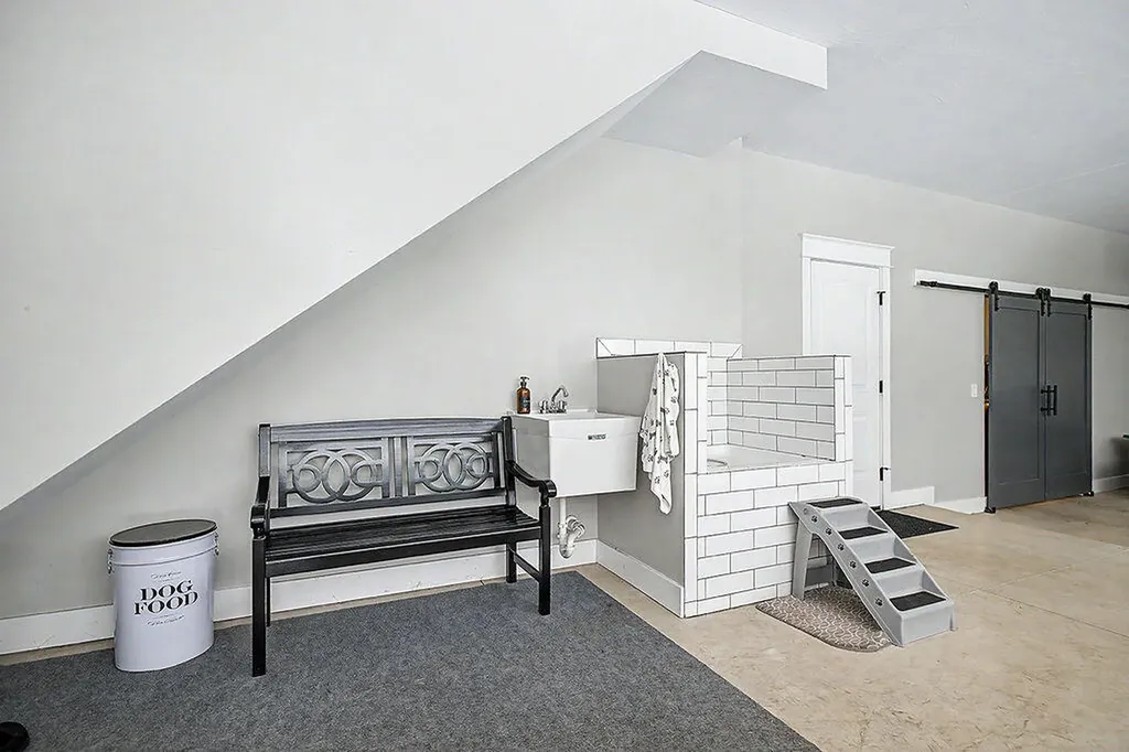 547 Roundtree Drive NE Ada Township MI 49301