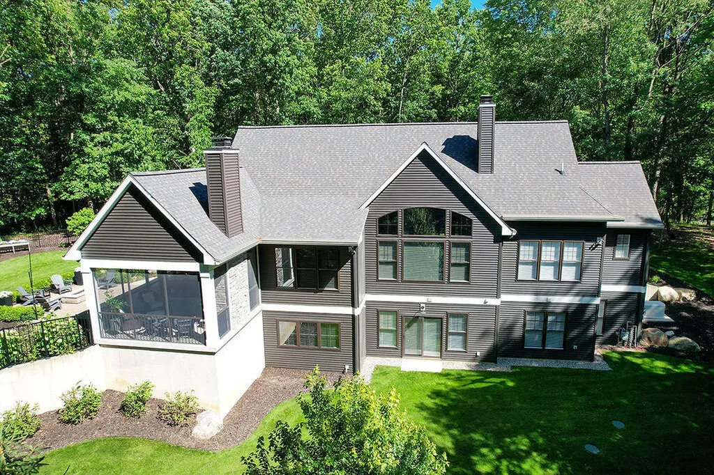 547 Roundtree Drive NE Ada Township MI 49301