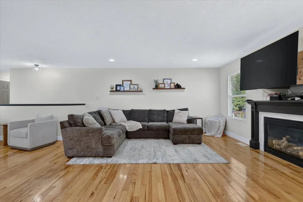 8669 Lilly Ridge Drive SE Cascade Charter Township MI 49302