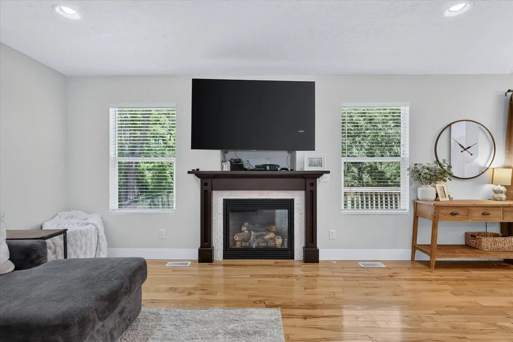 8669 Lilly Ridge Drive SE Cascade Charter Township MI 49302