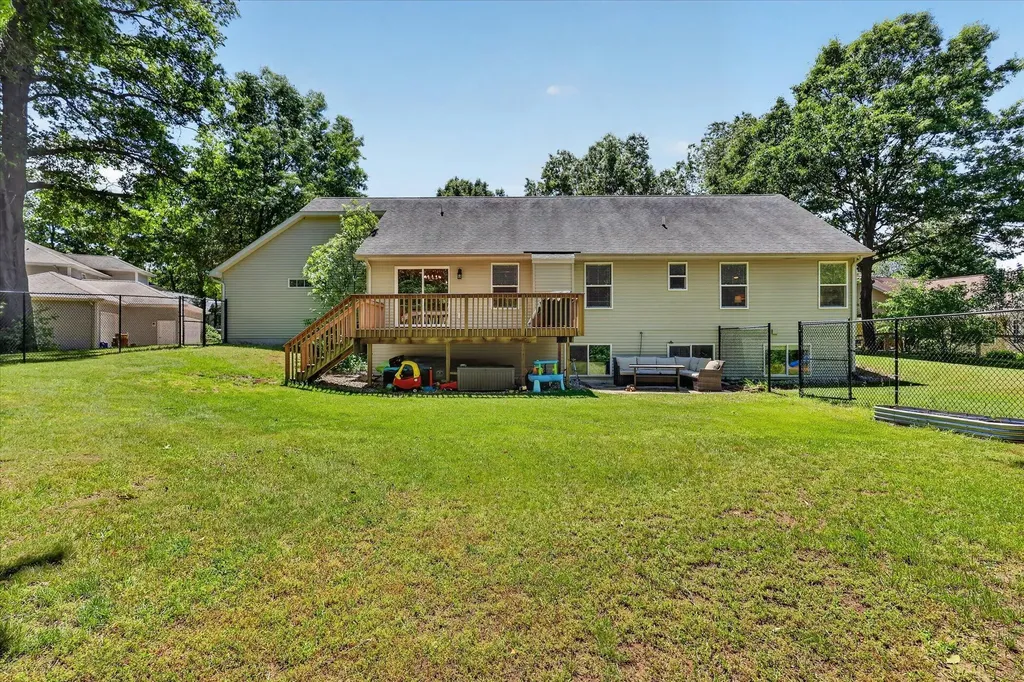 8669 Lilly Ridge Drive SE Cascade Charter Township MI 49302