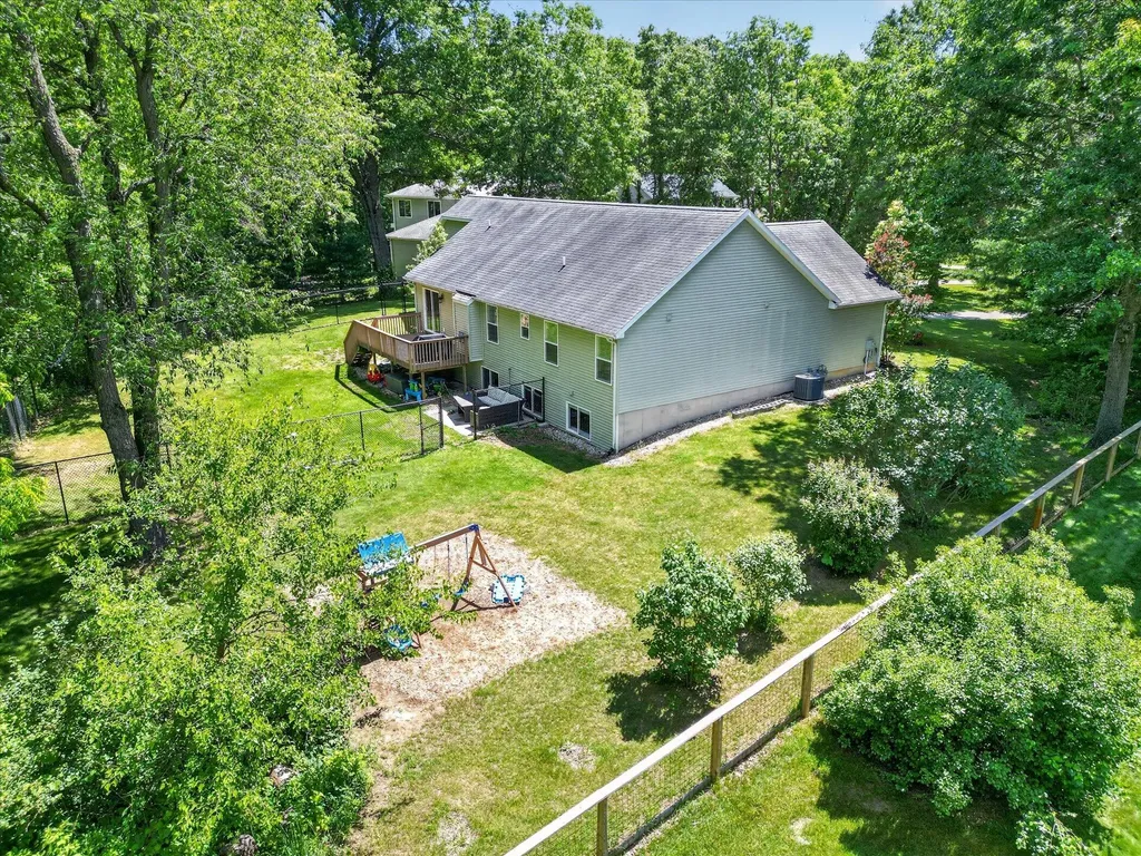 8669 Lilly Ridge Drive SE Cascade Charter Township MI 49302