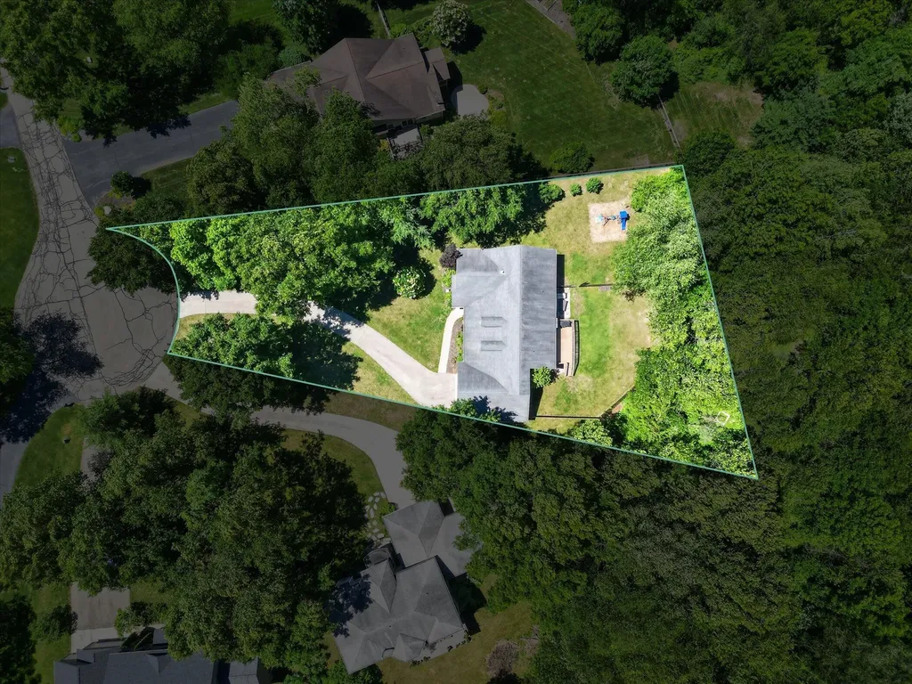 8669 Lilly Ridge Drive SE Cascade Charter Township MI 49302