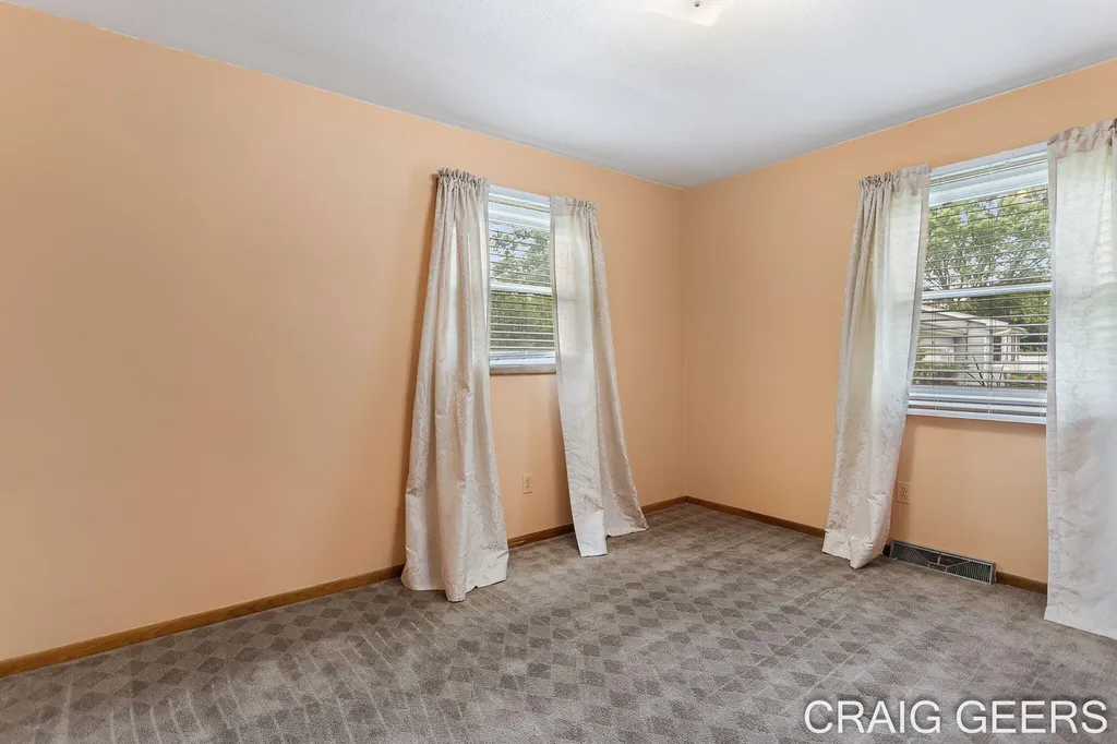 2864 Mustang Court NE Plainfield Charter Township MI 49525