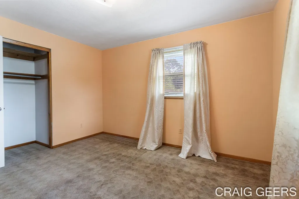 2864 Mustang Court NE Plainfield Charter Township MI 49525