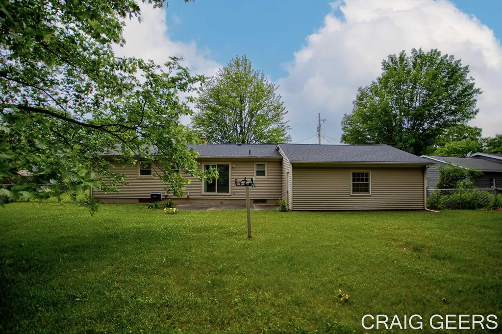 2864 Mustang Court NE Plainfield Charter Township MI 49525