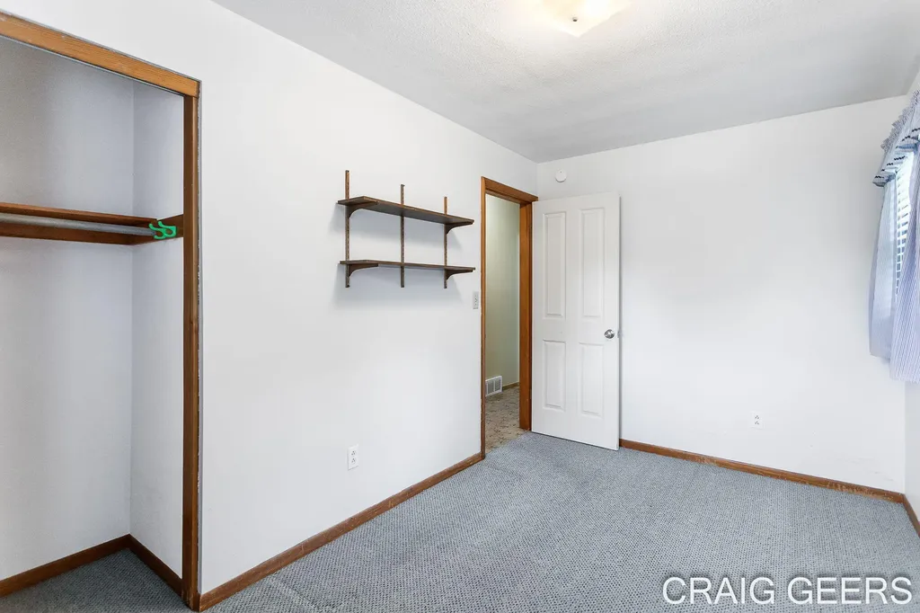 2864 Mustang Court NE Plainfield Charter Township MI 49525