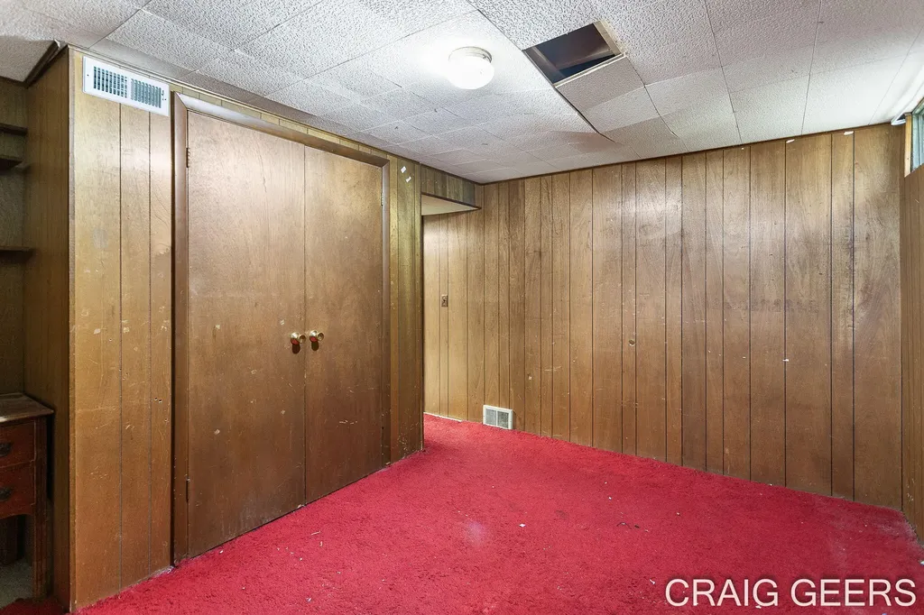 2864 Mustang Court NE Plainfield Charter Township MI 49525