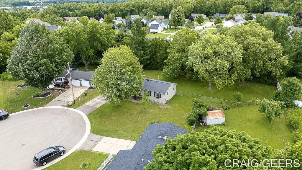 2864 Mustang Court NE Plainfield Charter Township MI 49525