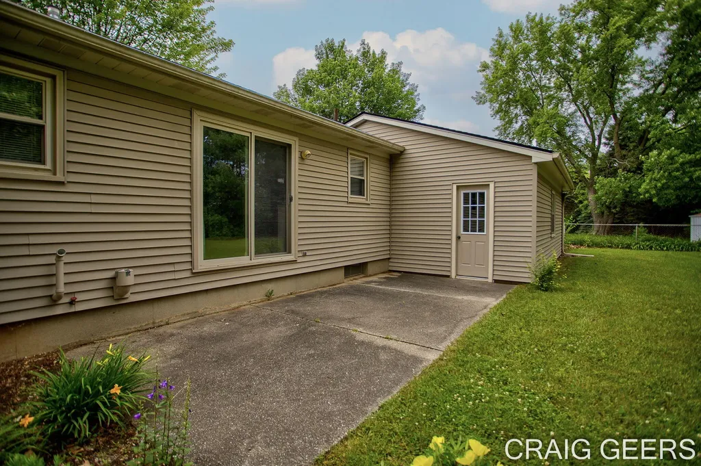 2864 Mustang Court NE Plainfield Charter Township MI 49525