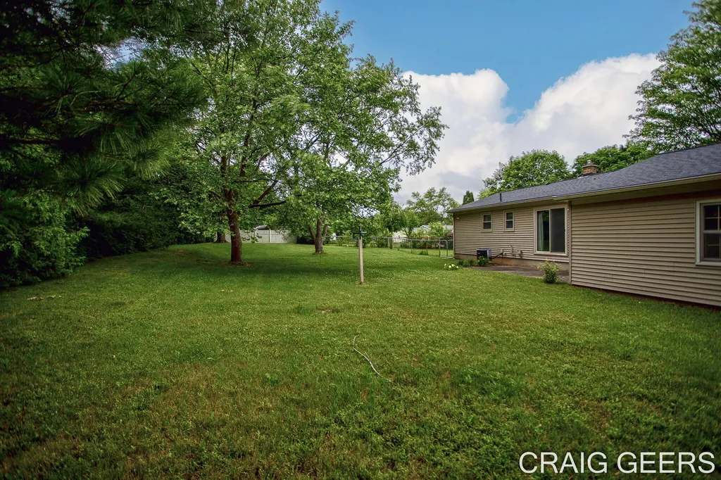 2864 Mustang Court NE Plainfield Charter Township MI 49525