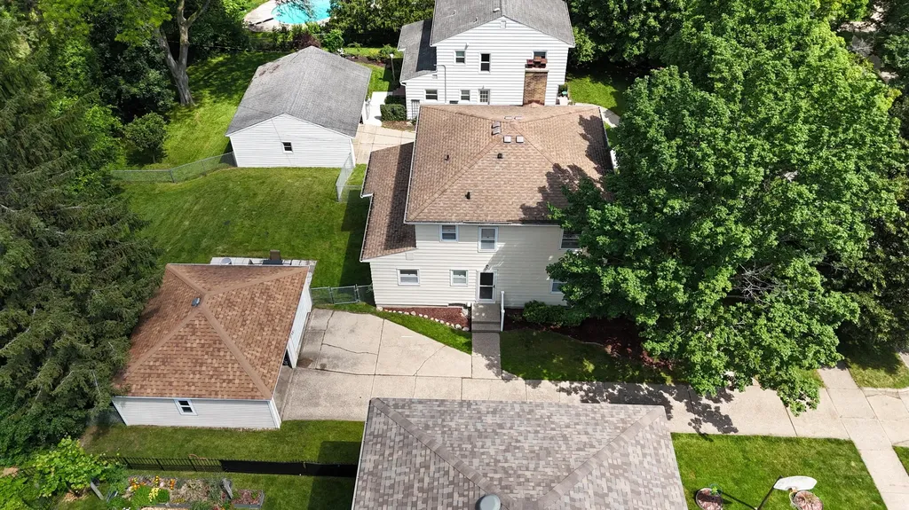 1925 Emerald Avenue NE Grand Rapids City MI 49505