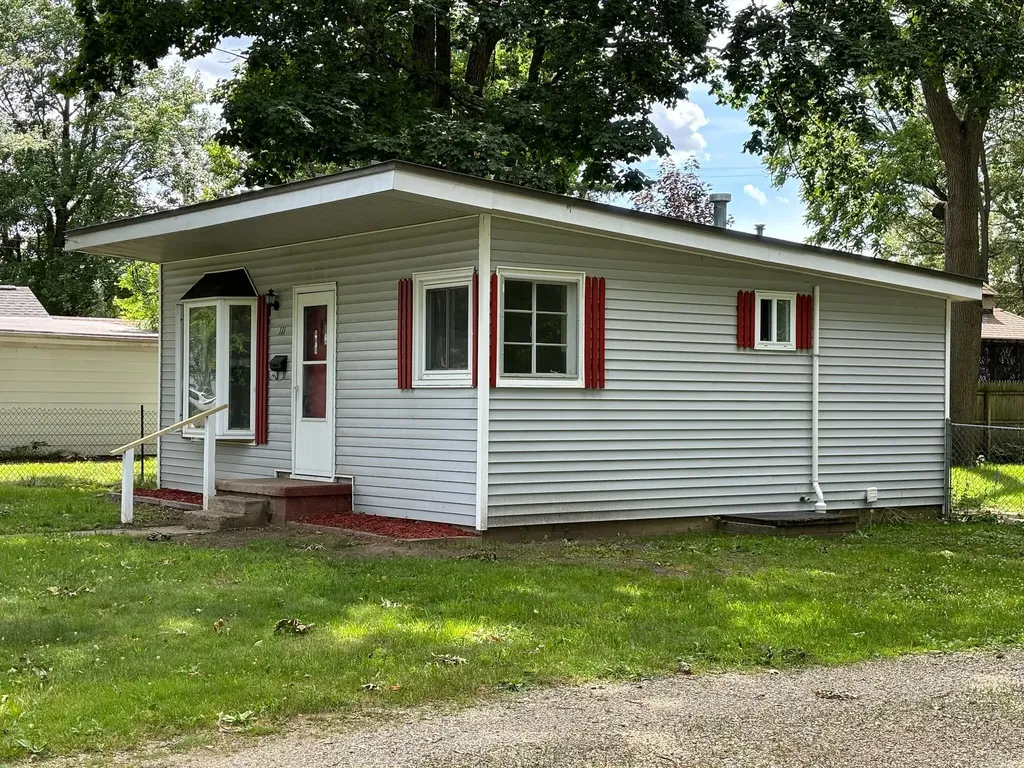 111 Prospect Street Plainwell City MI 49080