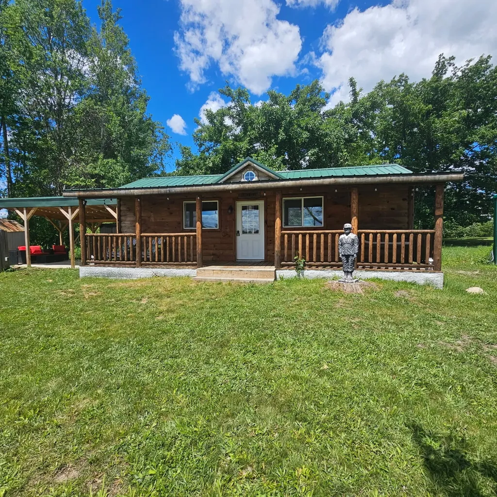 2271 Birch Drive Sylvan Township MI 49679
