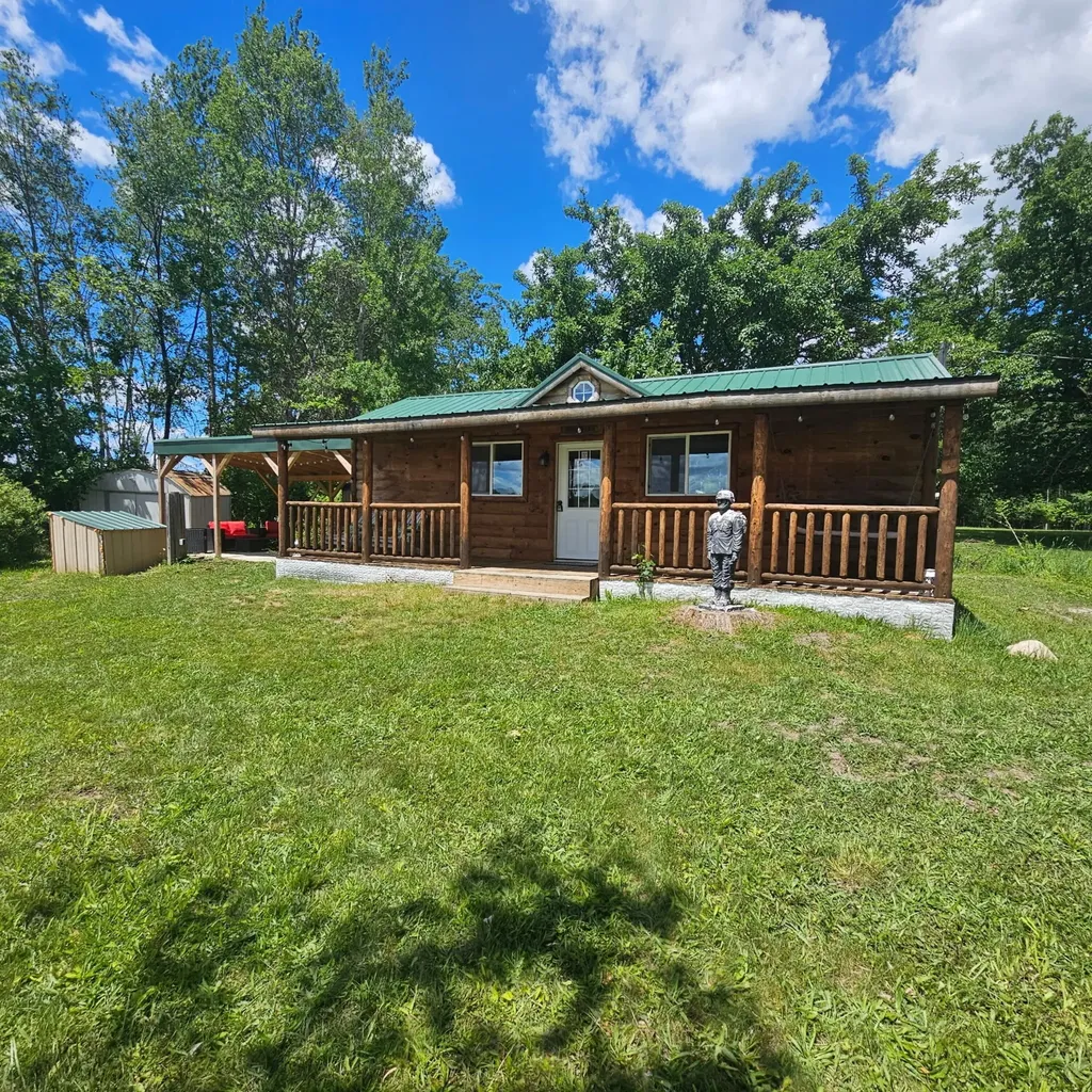 2271 Birch Drive Sylvan Township MI 49679
