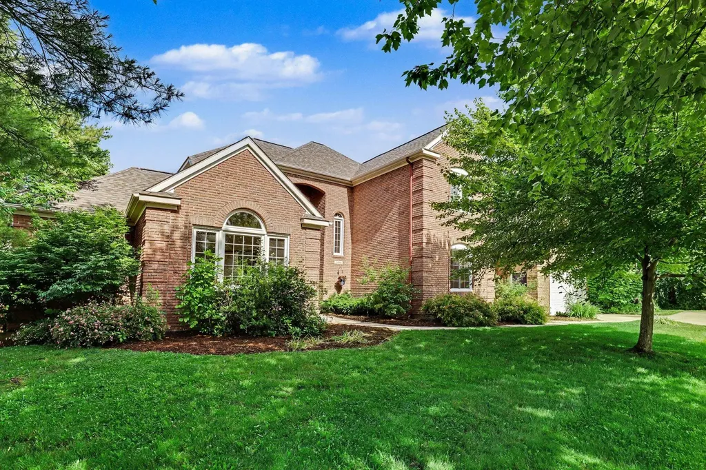 5090 Abbeydale Drive SE Cascade Charter Township MI 49546