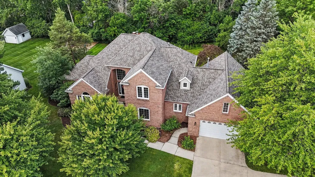 5090 Abbeydale Drive SE Cascade Charter Township MI 49546