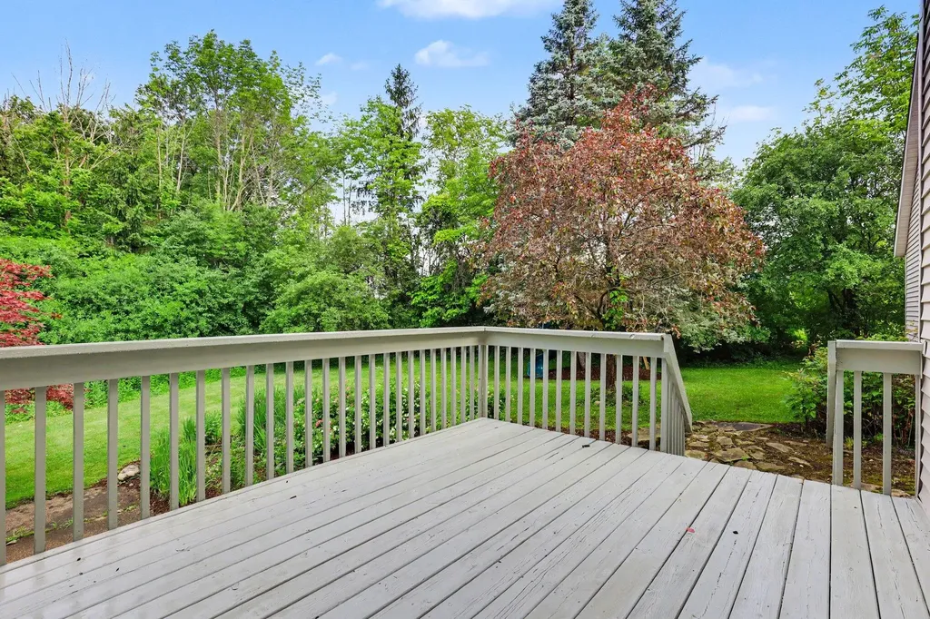 5090 Abbeydale Drive SE Cascade Charter Township MI 49546